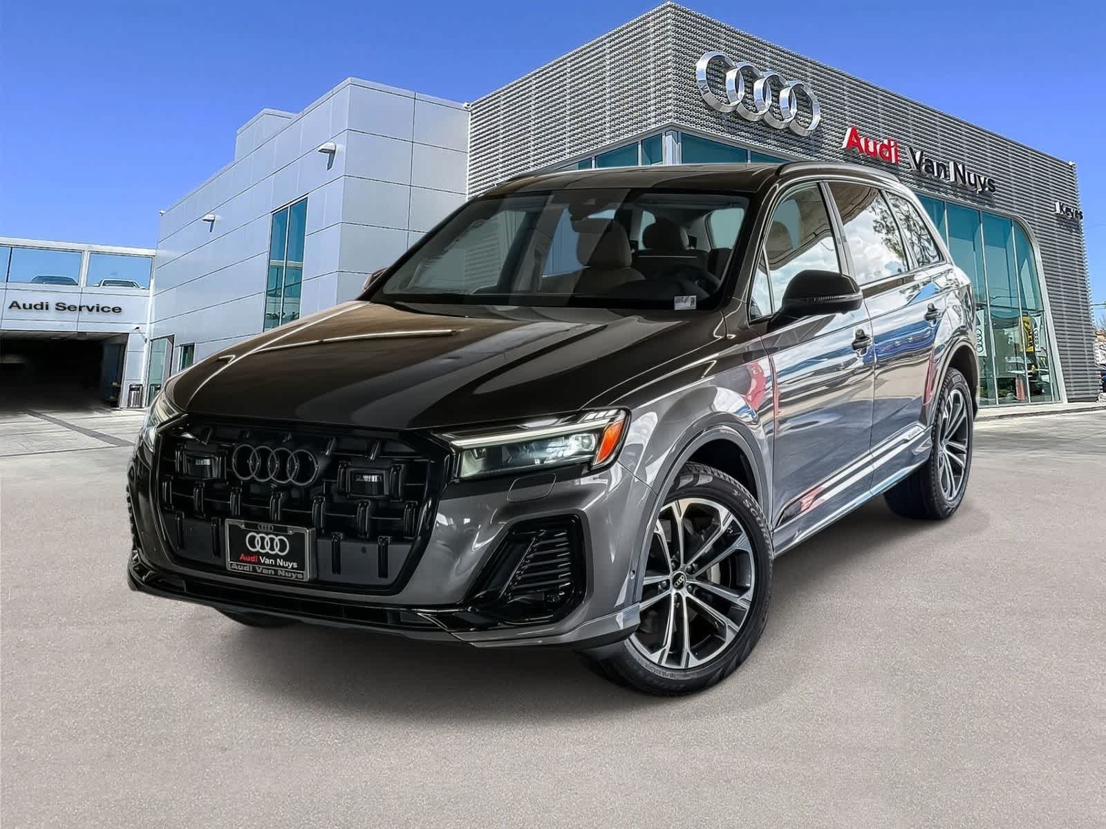 Thumbnail: 2026 Audi Q7 - 1