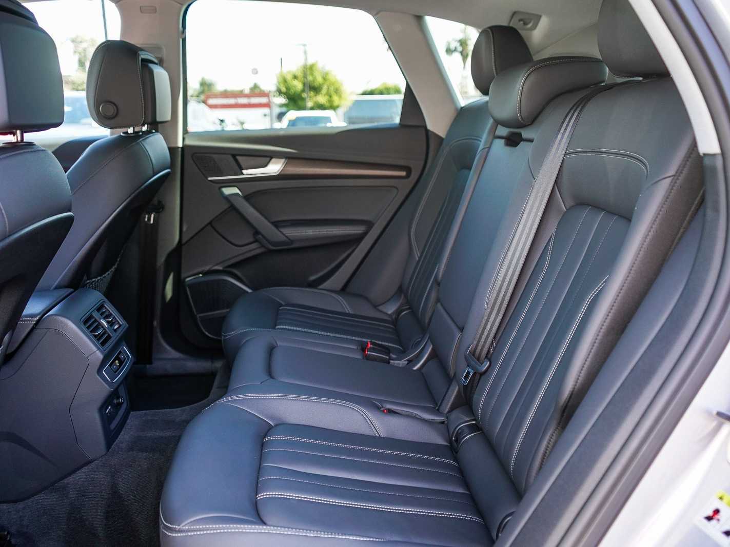 Thumbnail: 2023 Audi Q5 - 18