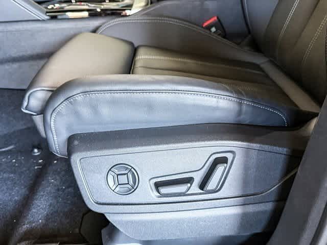 Thumbnail: 2025 Audi Q5 - 21