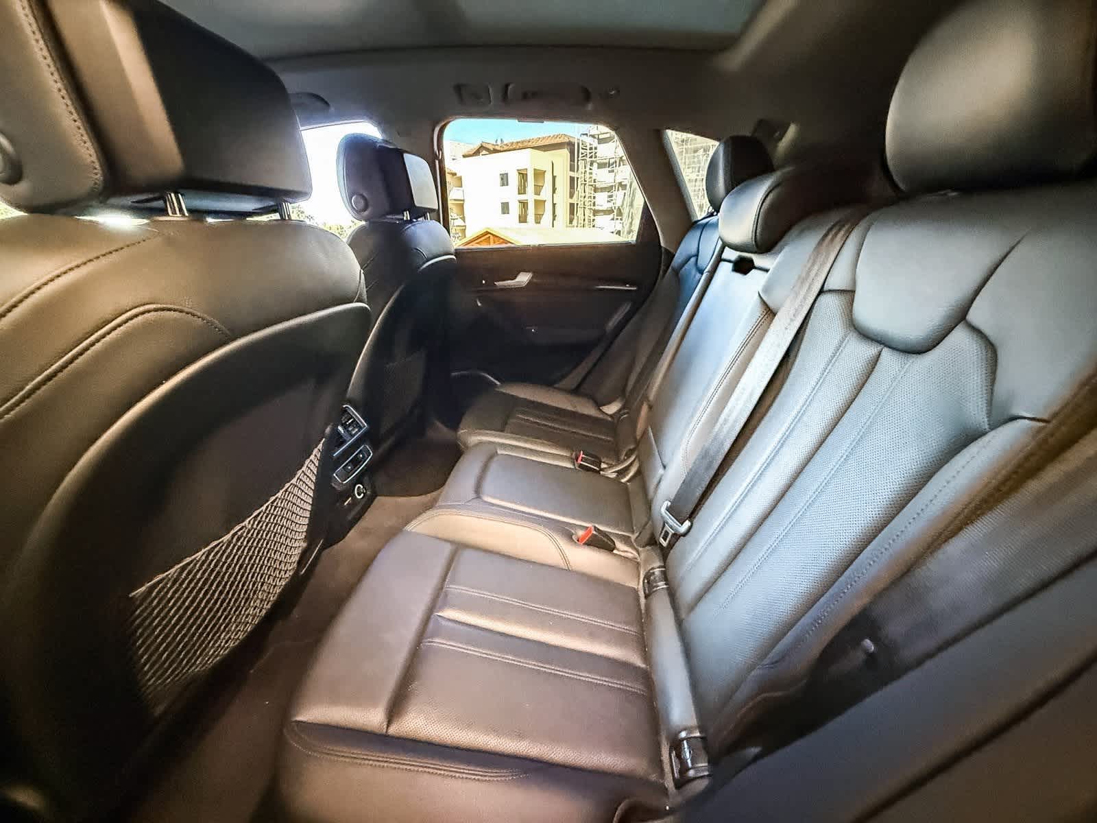 Thumbnail: 2019 Audi Q5 - 18