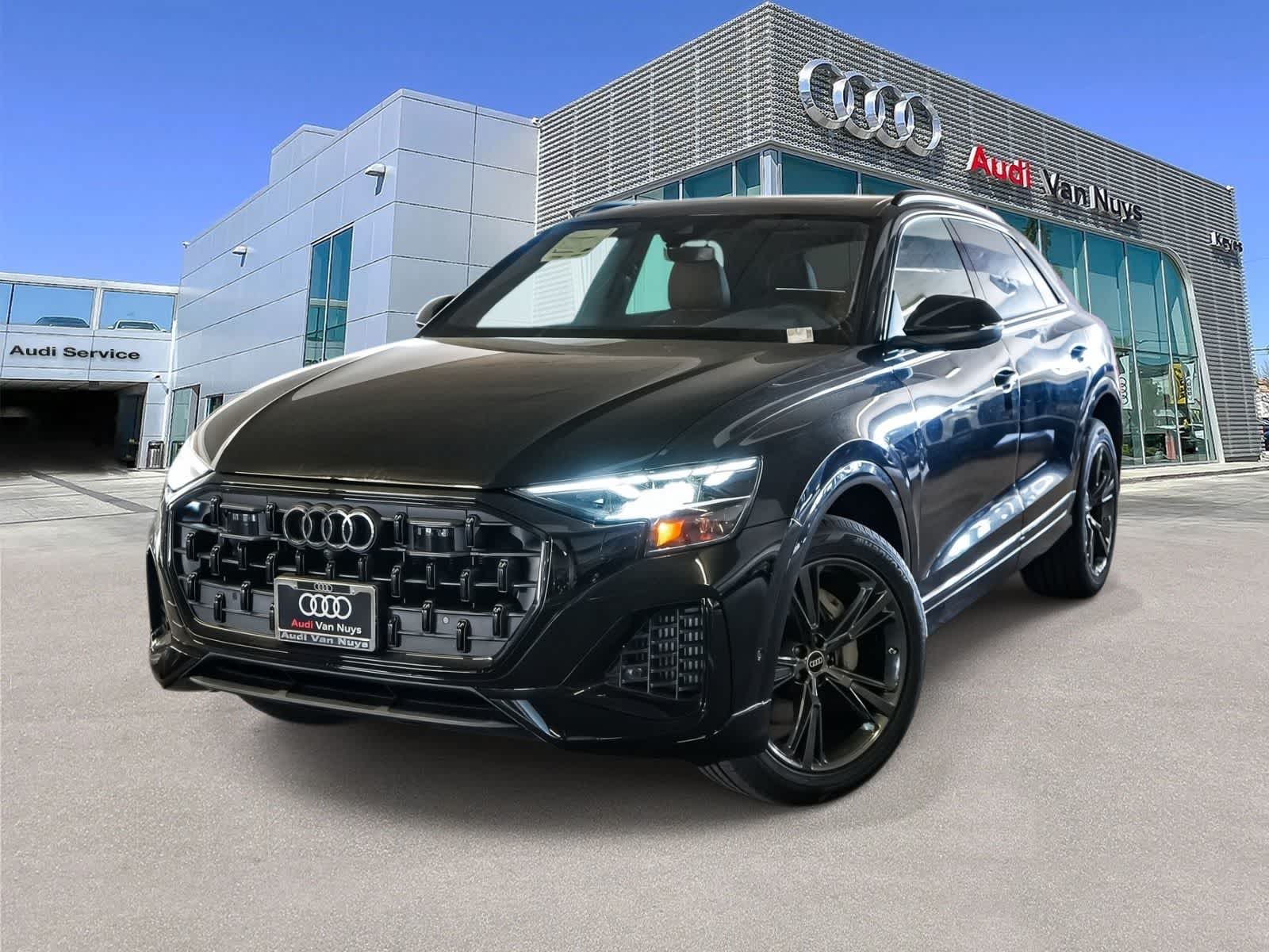Thumbnail: 2026 Audi Q8 - 1