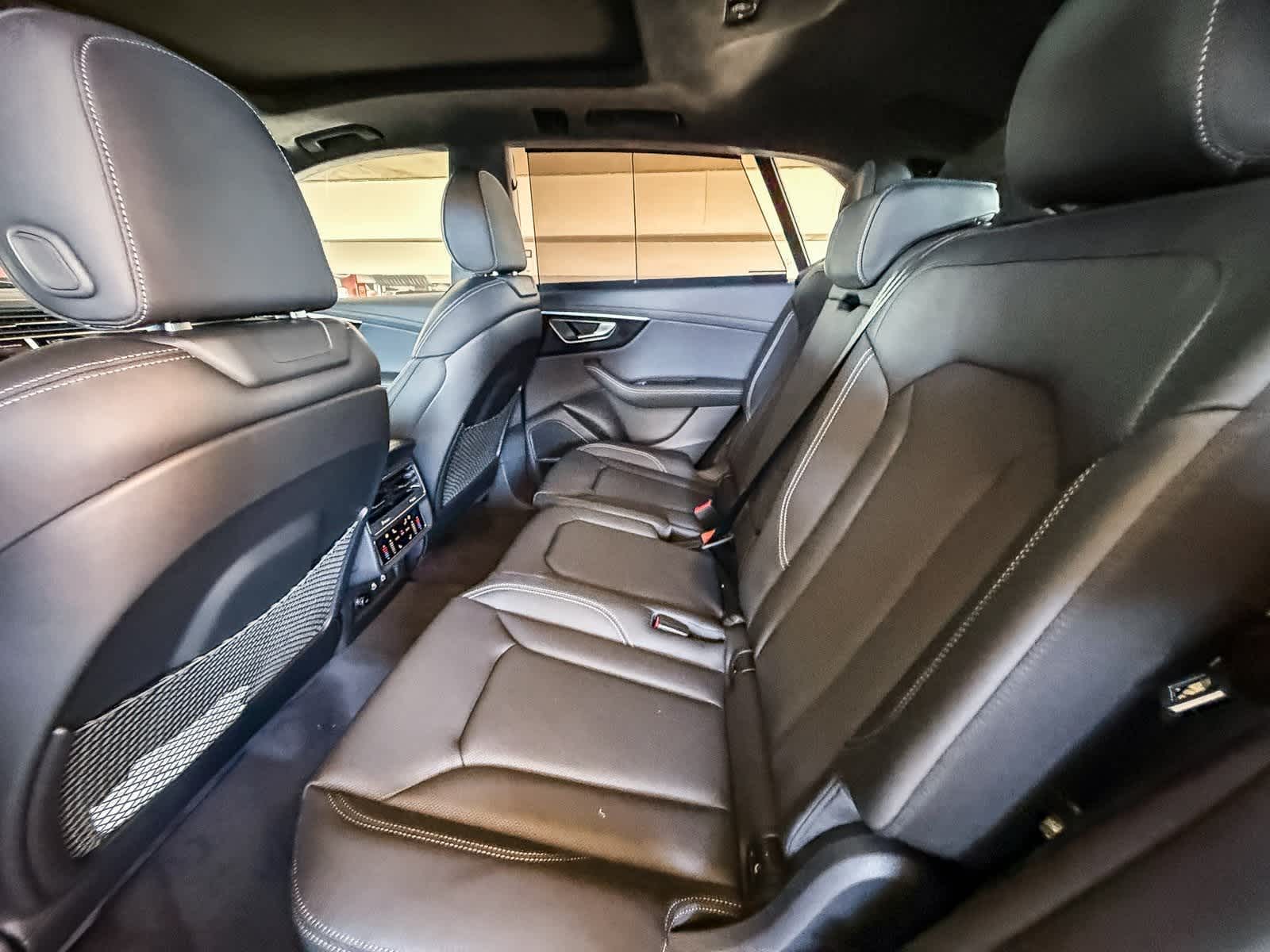 Thumbnail: 2026 Audi Q8 - 18