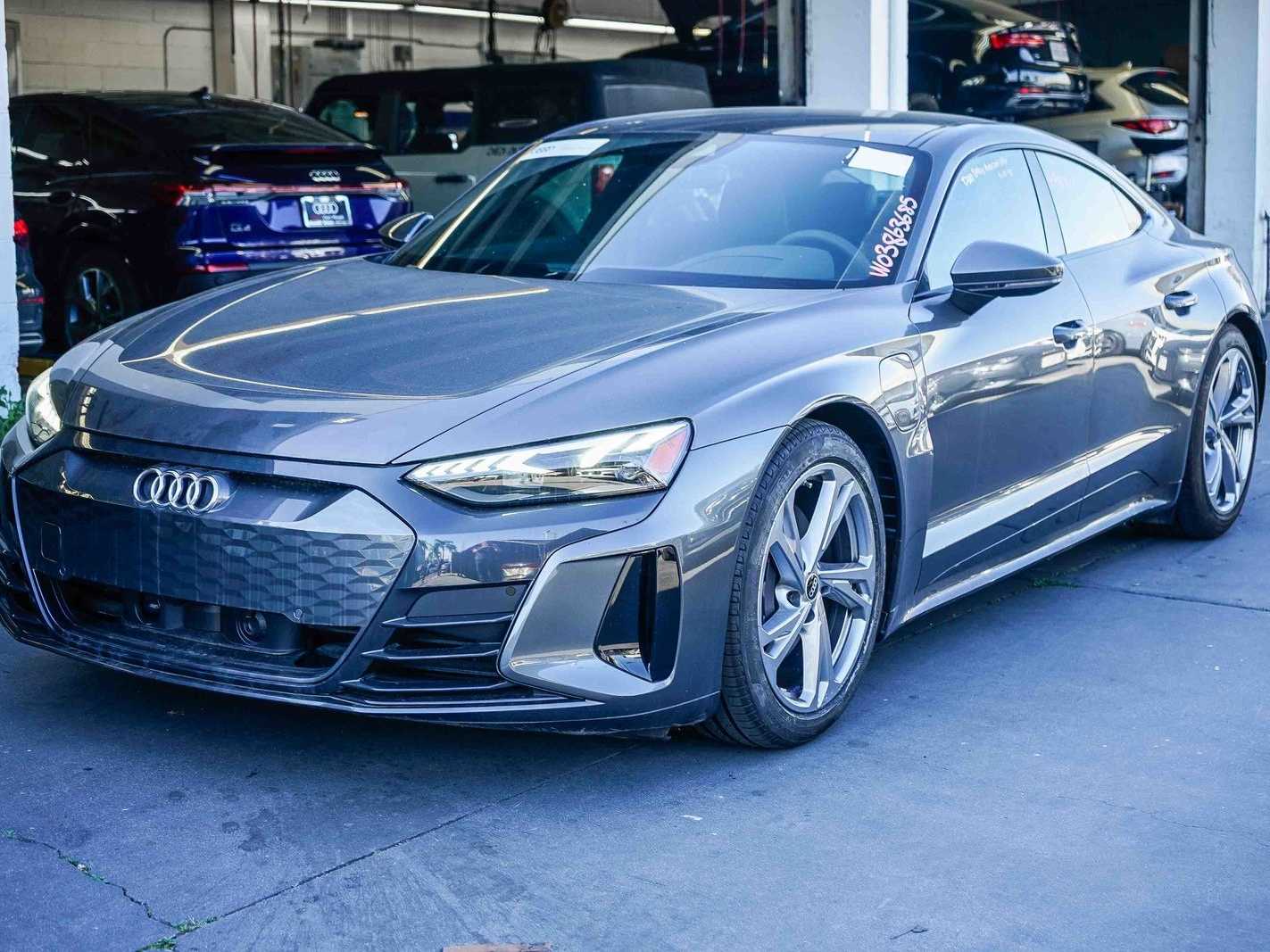 2023 Audi e-tron GT Premium Plus -
                  Sherman Oaks, CA