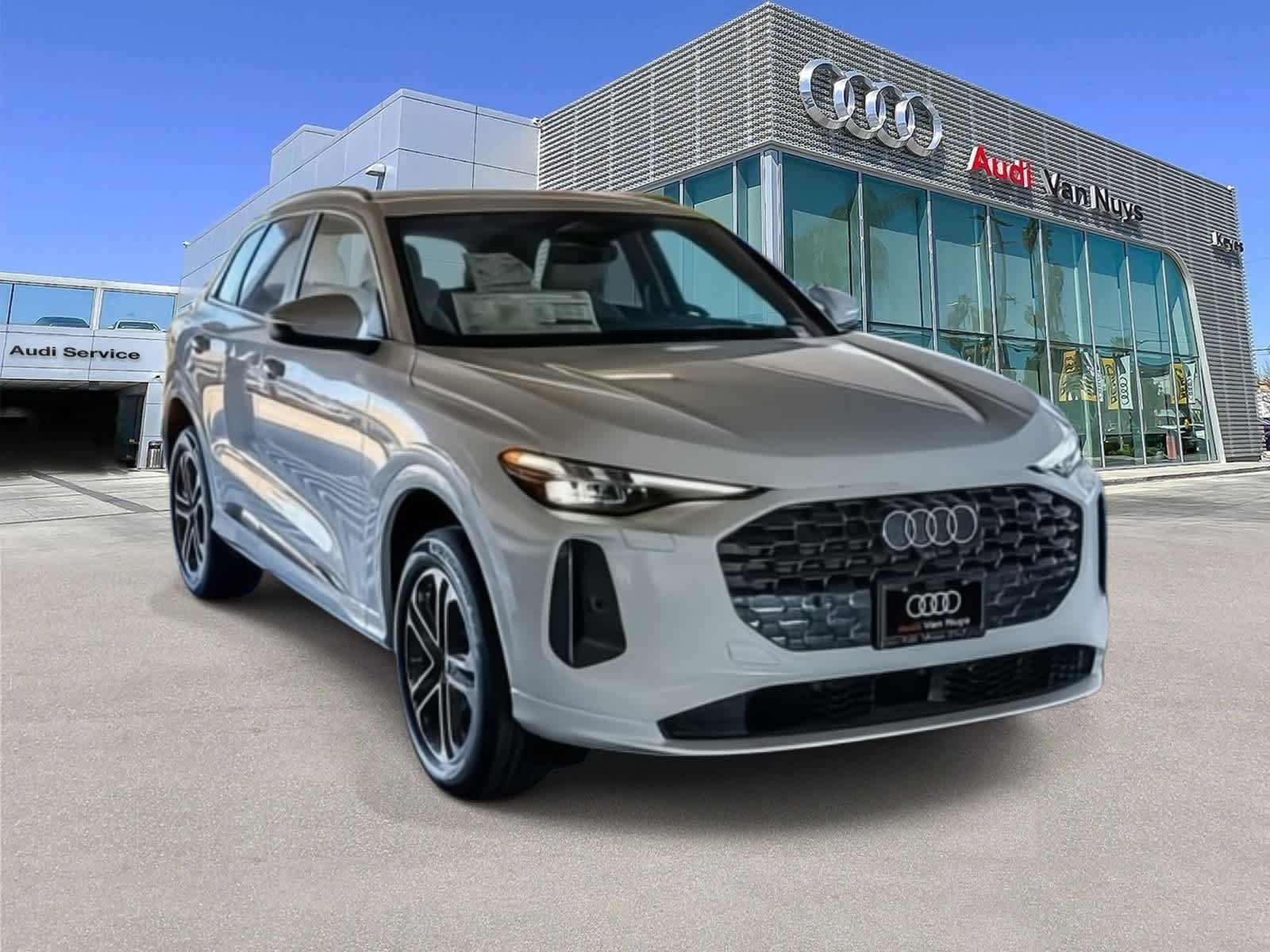 Thumbnail: 2025 Audi Q5 - 3