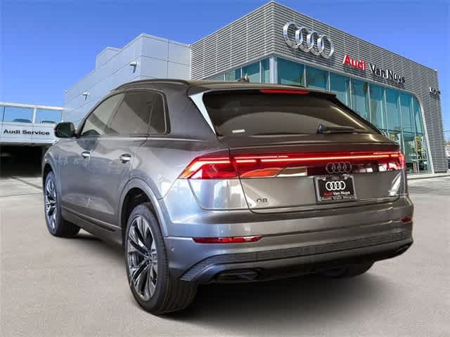 Thumbnail: 2025 Audi Q8 - 2