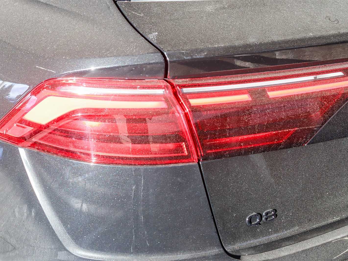 Thumbnail: 2026 Audi Q8 - 7