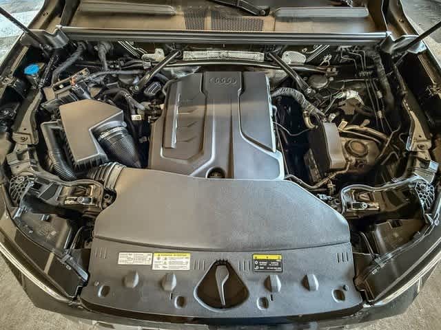 Thumbnail: 2025 Audi Q5 - 27