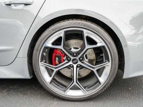 Thumbnail: 2025 Audi RS 7 - 16