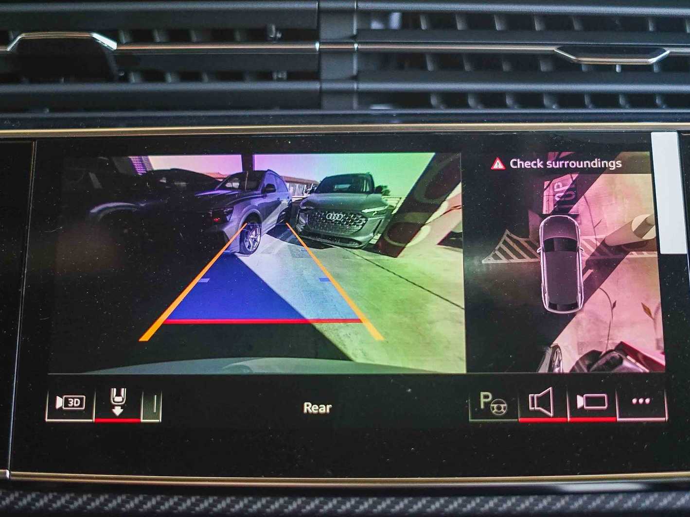 Thumbnail: 2025 Audi RS Q8 - 26