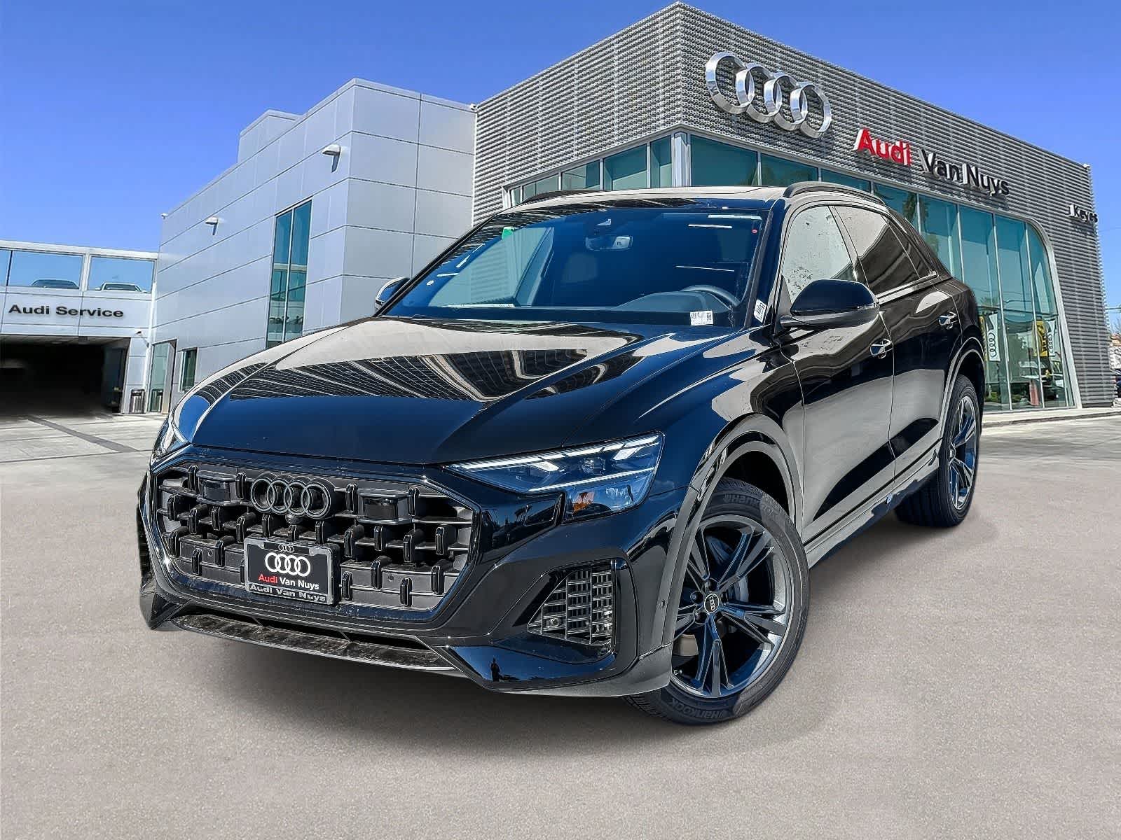 Thumbnail: 2026 Audi Q8 - 1