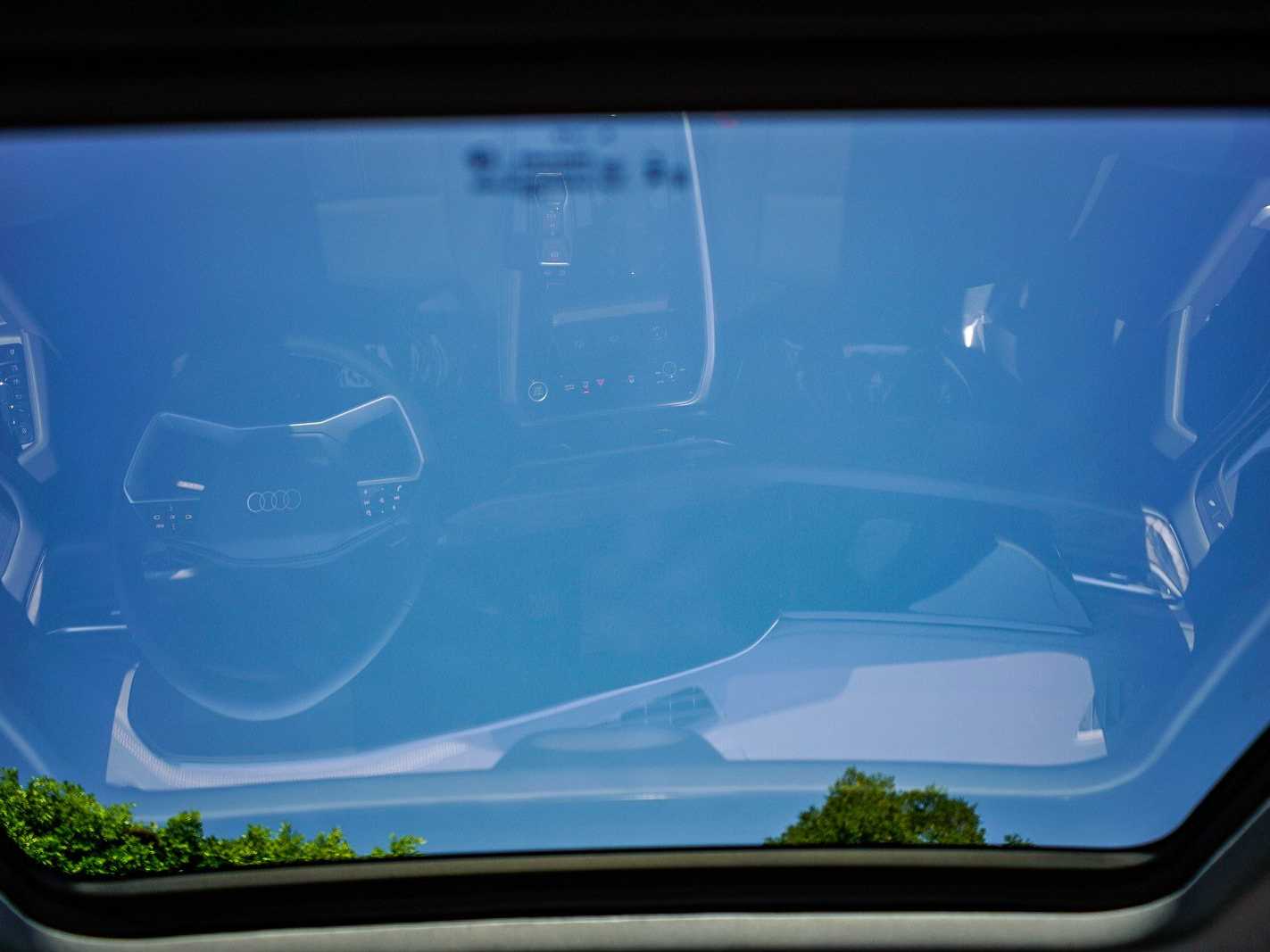 Thumbnail: 2025 Audi Q5 - 11