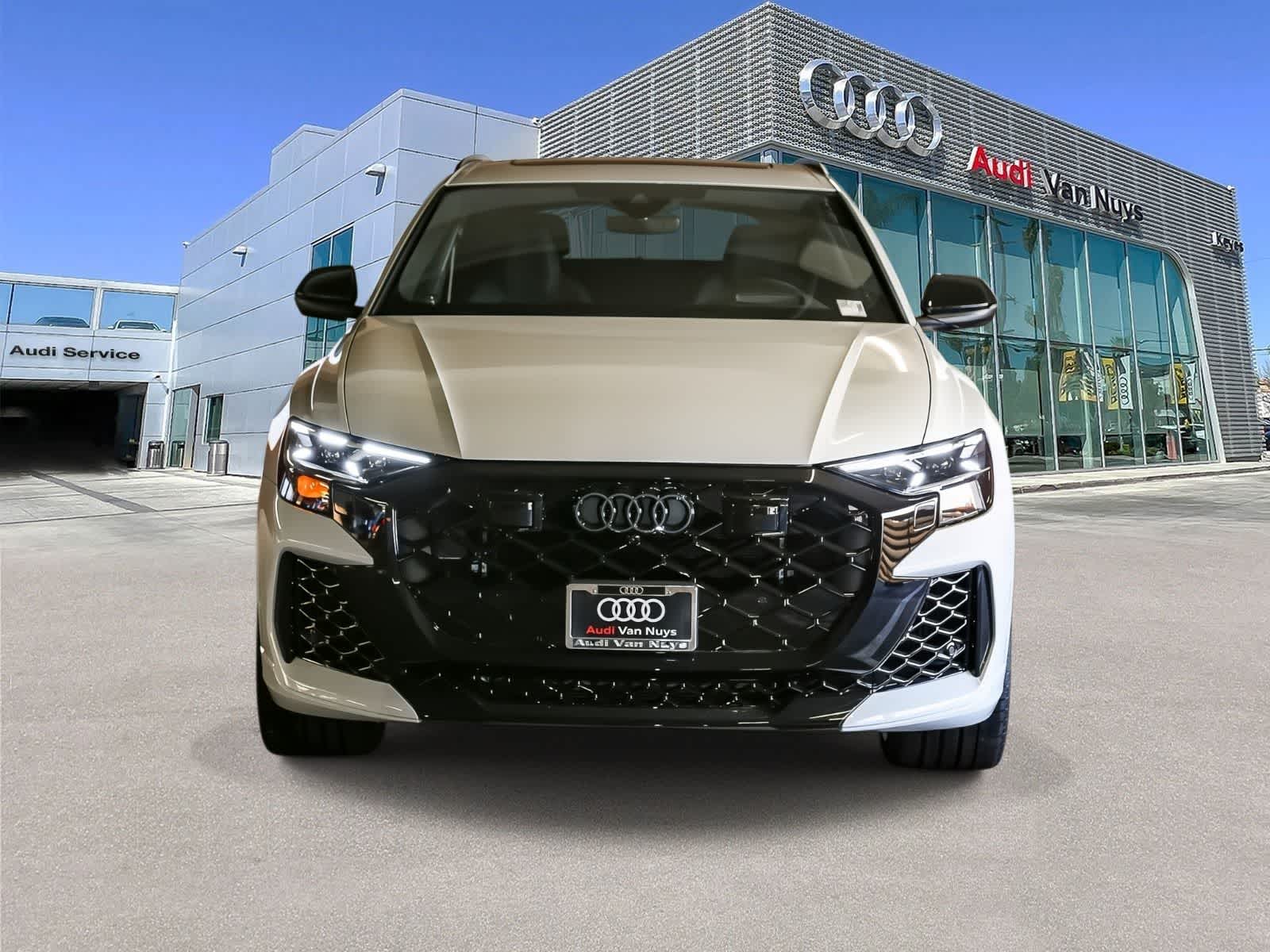 Thumbnail: 2026 Audi RS Q8 - 2