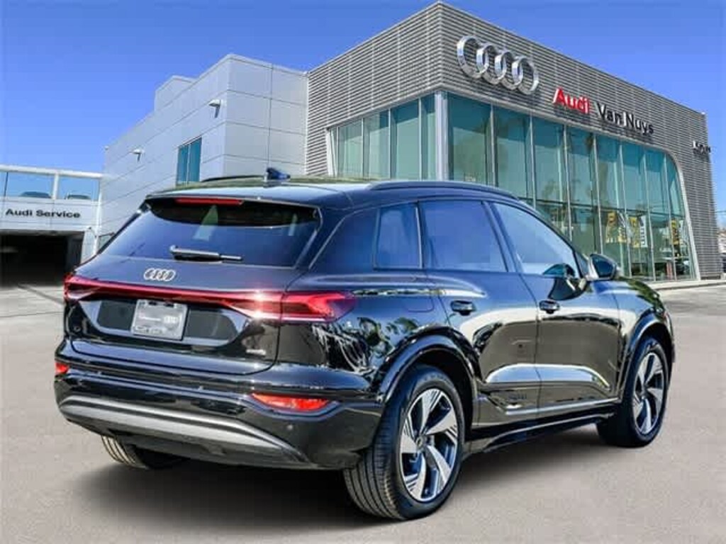 Used 2025 Audi Q6 e-tron Premium SUV