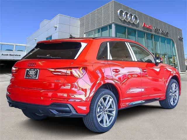 Thumbnail: 2025 Audi Q3 - 4