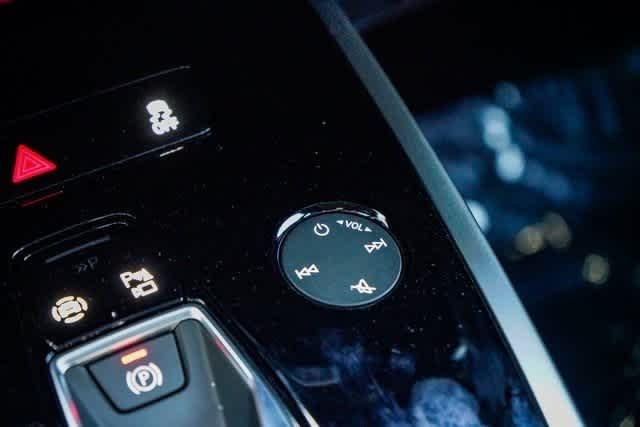 Thumbnail: 2025 Audi Q4 e-tron - 23