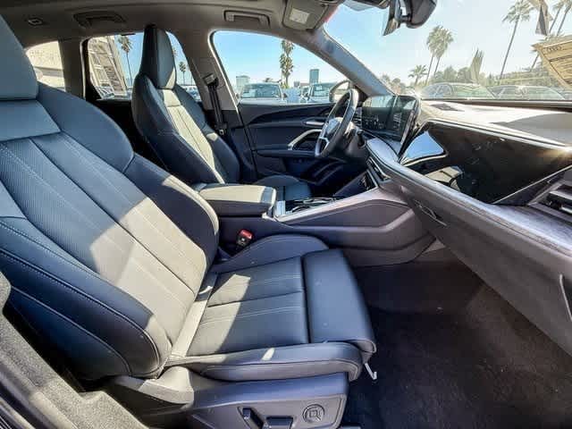 Thumbnail: 2025 Audi Q5 - 17