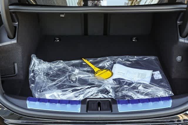 Thumbnail: 2026 Audi e-tron GT - 25