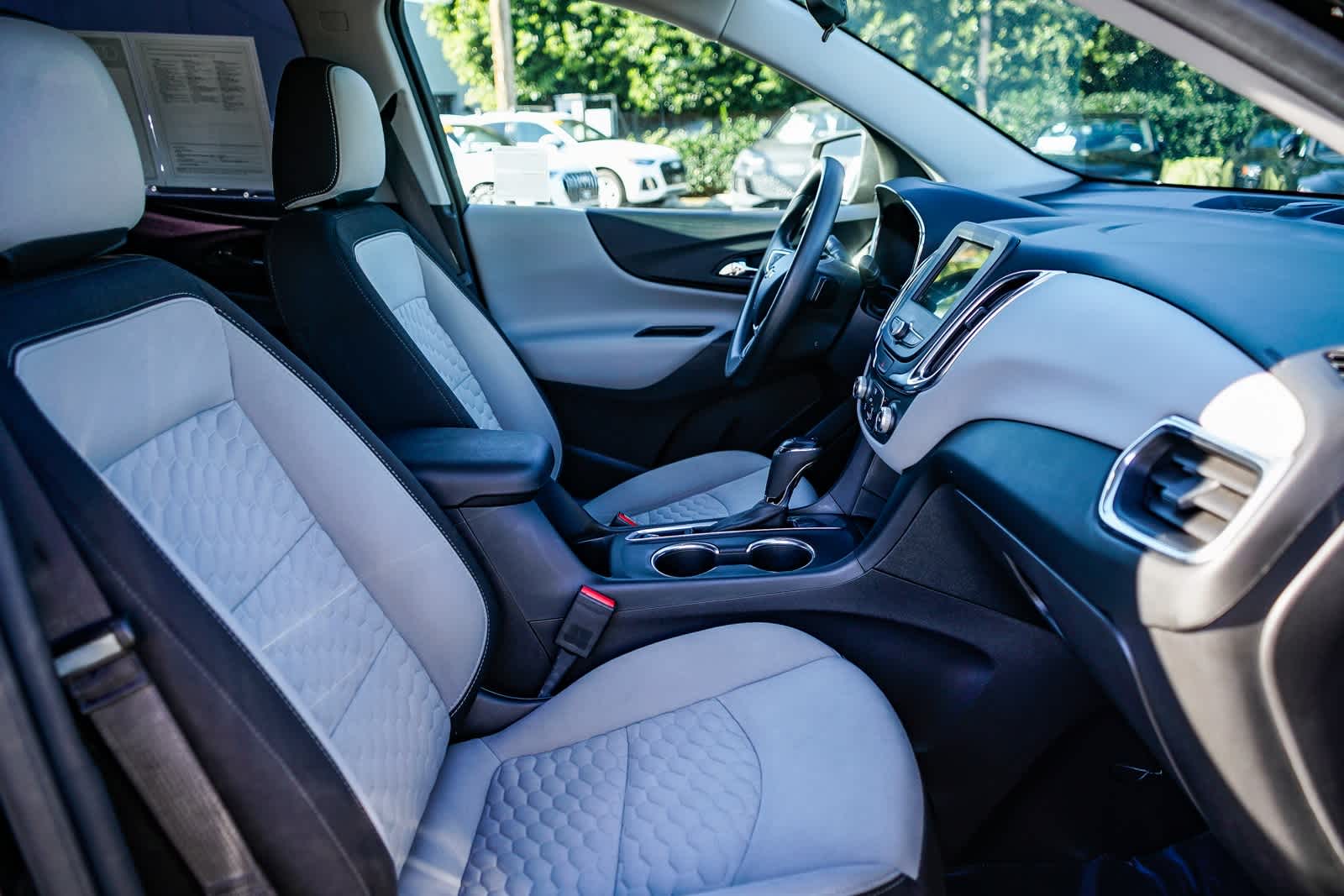 Thumbnail: 2019 Chevrolet Equinox - 15