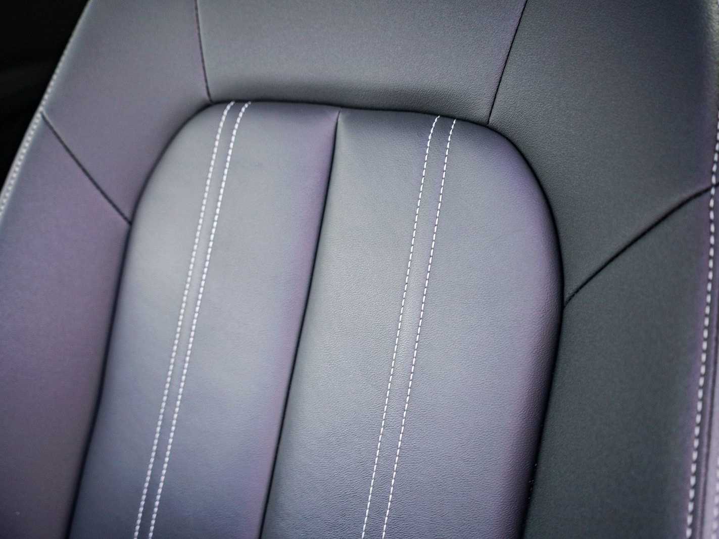 Thumbnail: 2023 Audi Q4 e-tron - 11