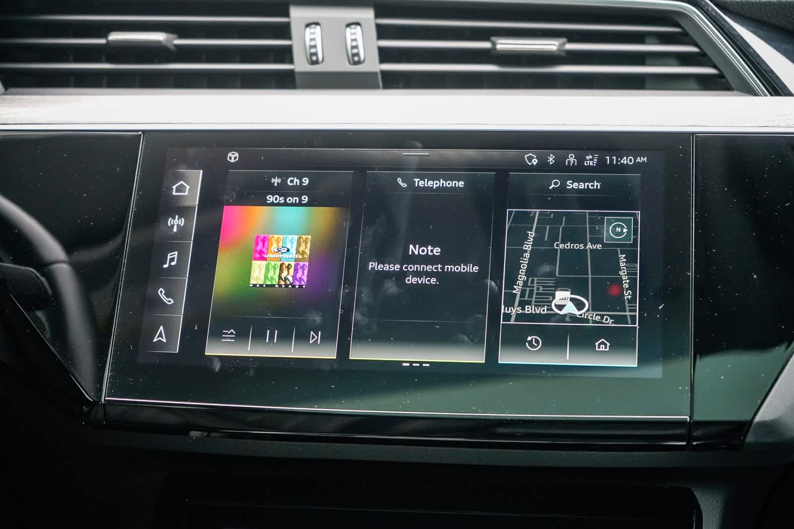 Thumbnail: 2023 Audi e-tron - 14