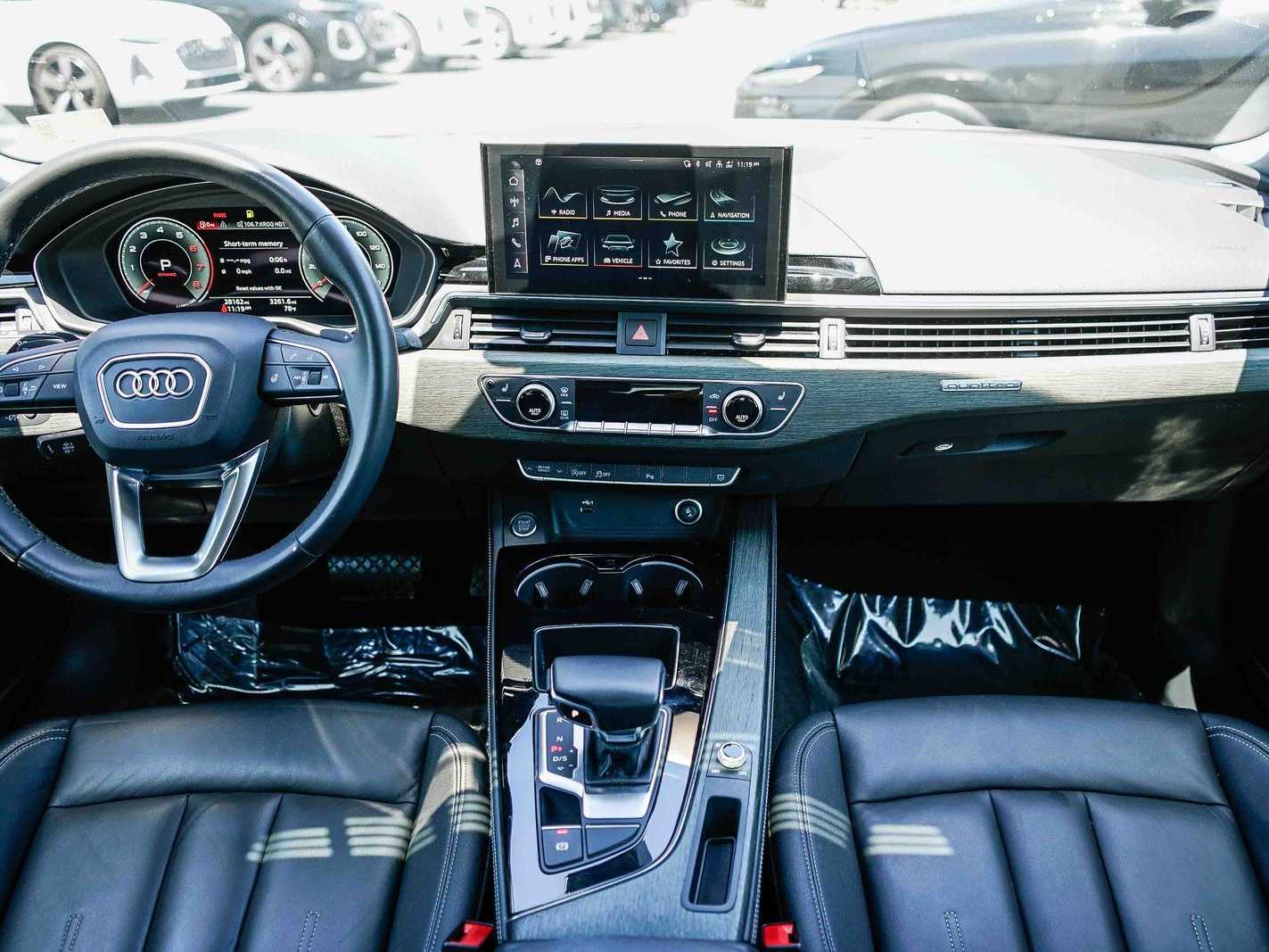 Thumbnail: 2023 Audi A4 - 12