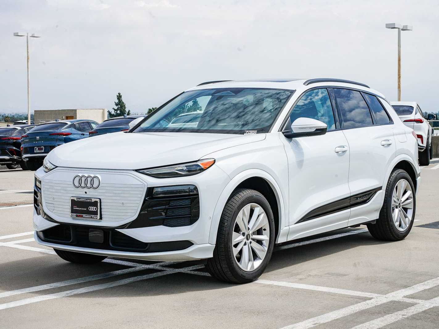 2025 Audi Q6 e-tron Premium -
                  Sherman Oaks, CA