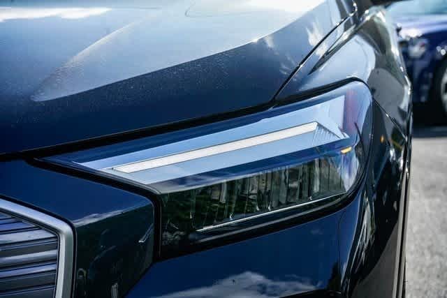 Thumbnail: 2023 Audi Q4 e-tron - 7