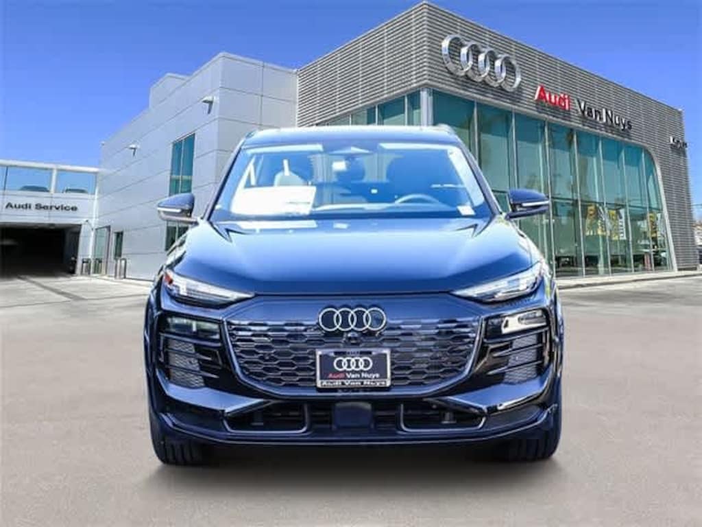 New 2025 Audi Q6 e-tron Premium Plus SUV