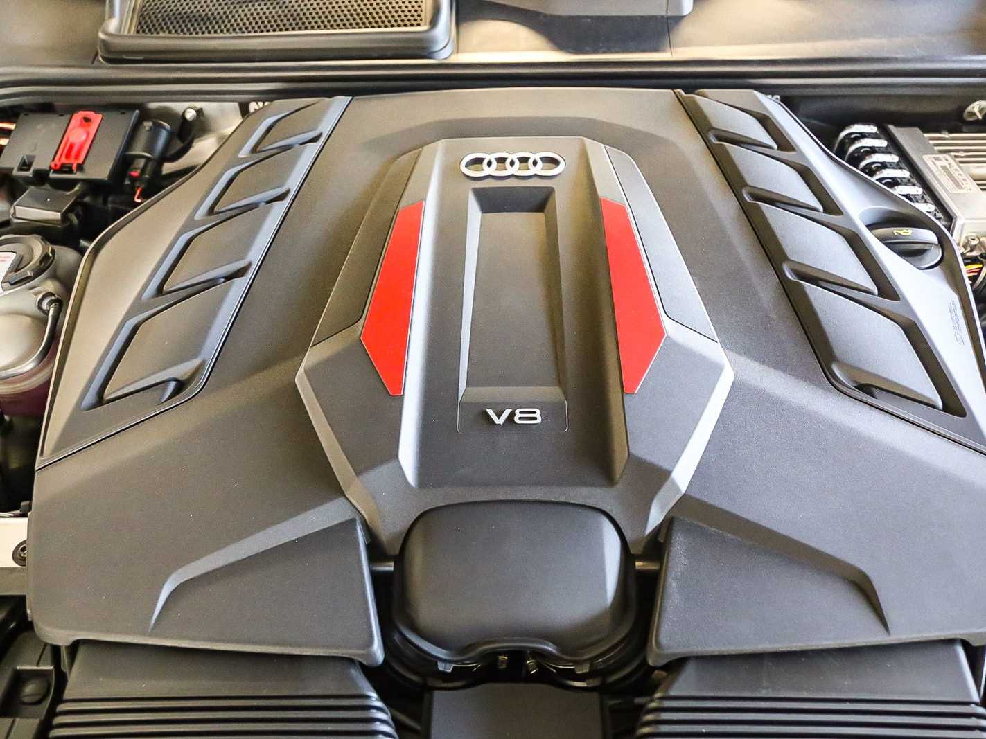 Thumbnail: 2026 Audi SQ8 - 23