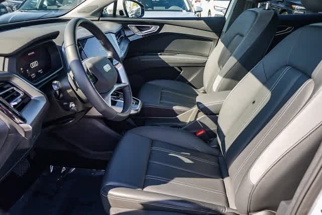 Thumbnail: 2023 Audi Q4 e-tron - 19