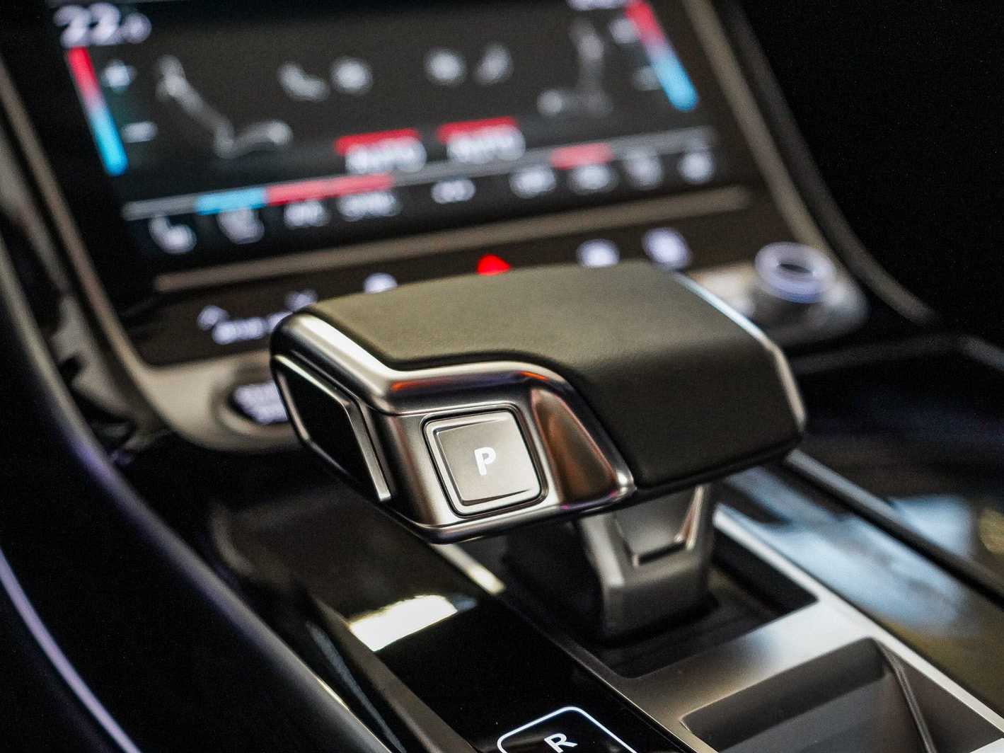 Thumbnail: 2026 Audi A8 - 31