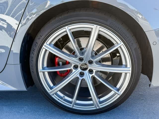 Thumbnail: 2026 Audi RS 7 - 8