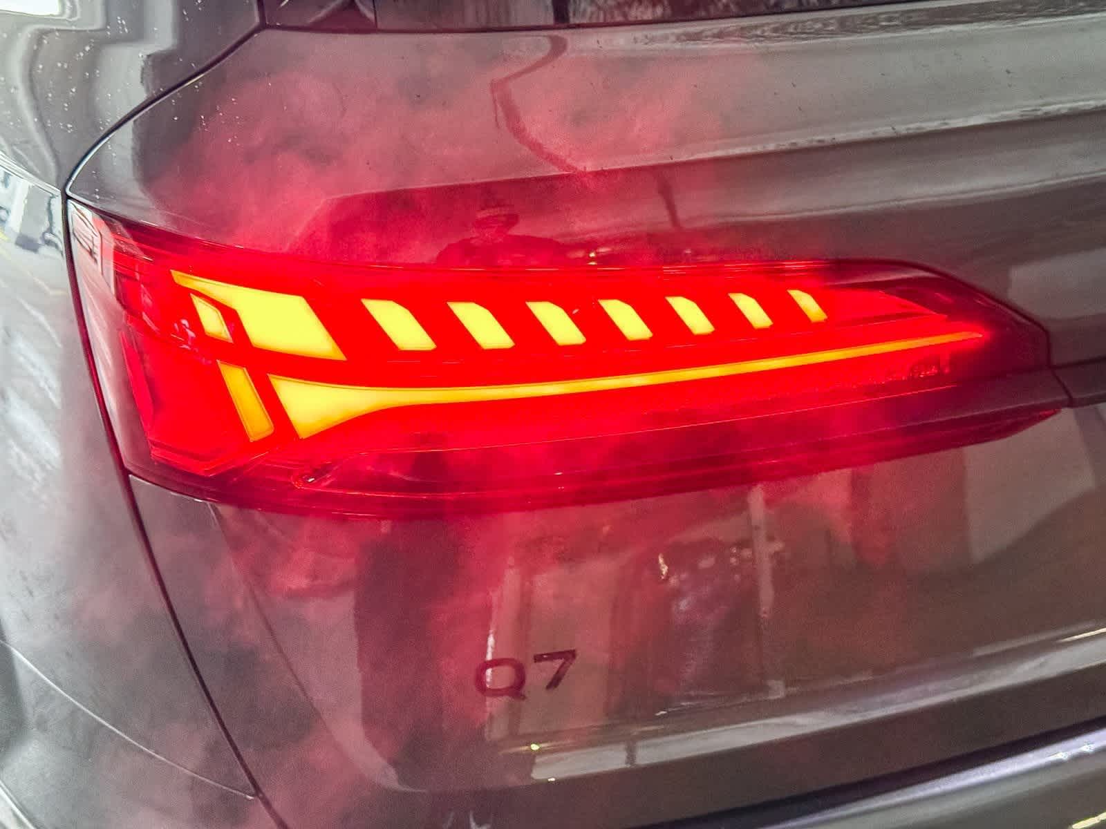 Thumbnail: 2026 Audi Q7 - 7