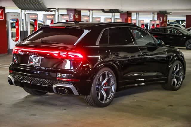 Thumbnail: 2025 Audi RS Q8 - 5