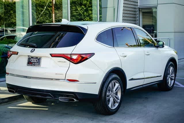 Thumbnail: 2023 Acura MDX - 4