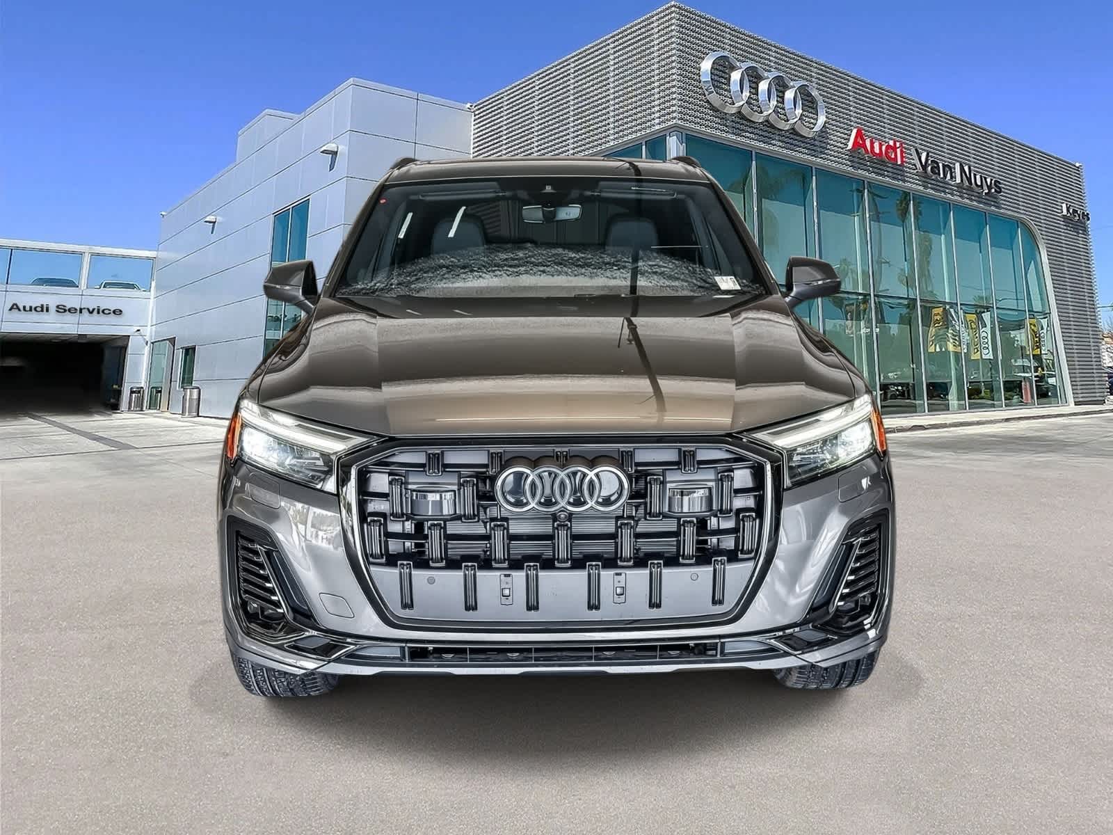 Thumbnail: 2026 Audi Q7 - 2