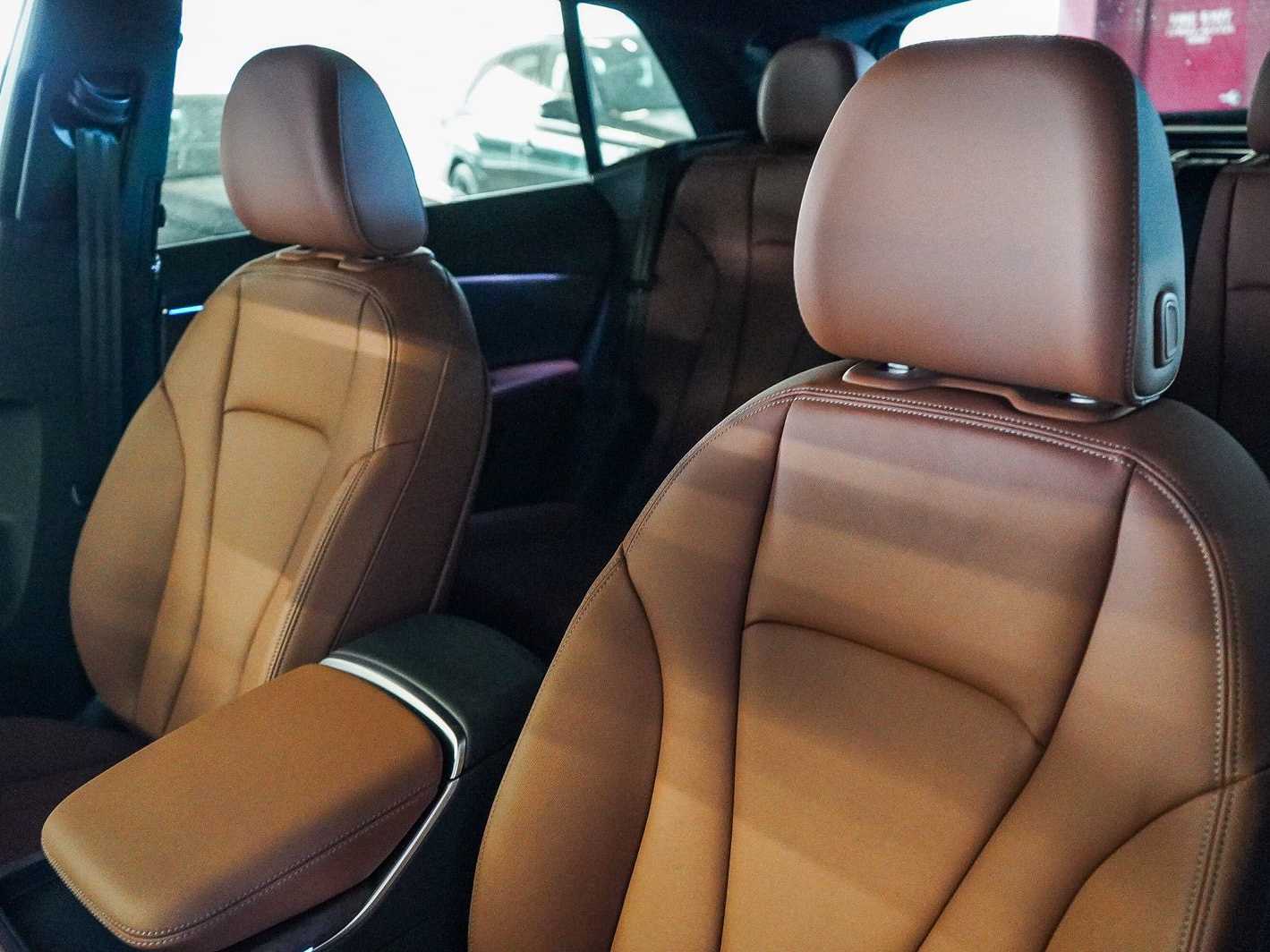 Thumbnail: 2026 Audi Q8 - 25