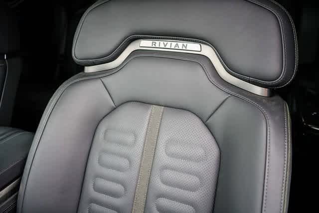Thumbnail: 2023 Rivian R1T - 28