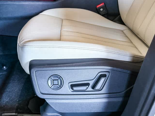 Thumbnail: 2025 Audi Q5 - 21