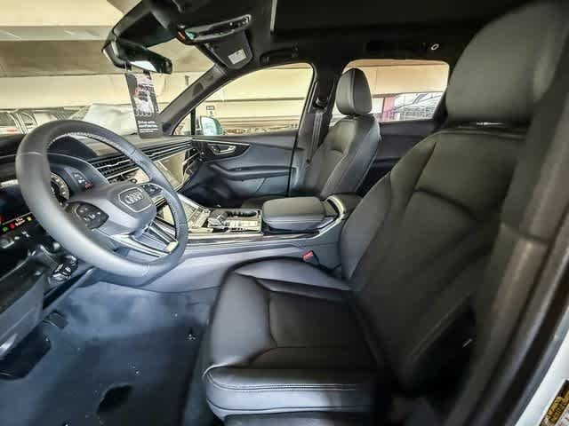Thumbnail: 2025 Audi Q7 - 19