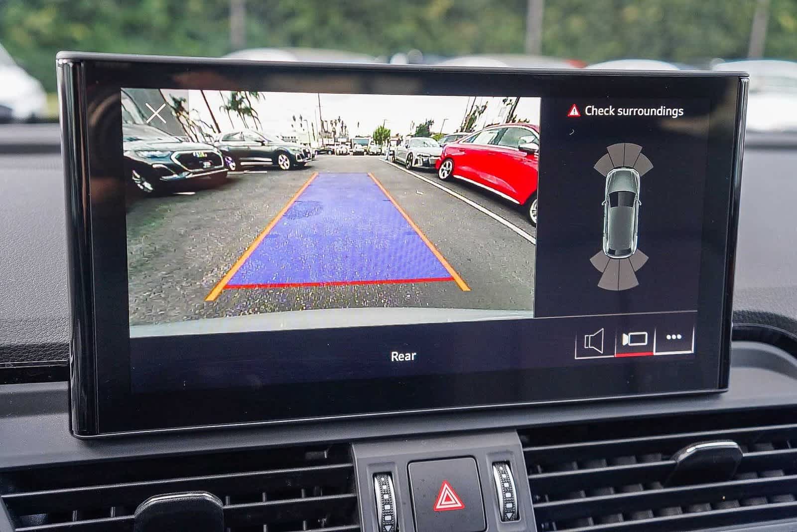 Thumbnail: 2023 Audi Q5 - 27