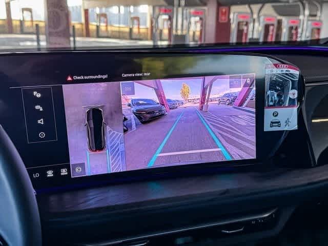 Thumbnail: 2025 Audi Q5 - 25