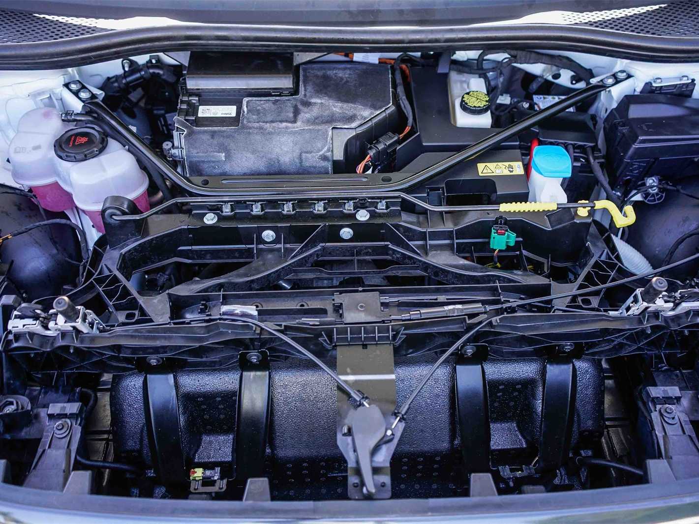 Thumbnail: 2024 Audi Q4 e-tron - 27