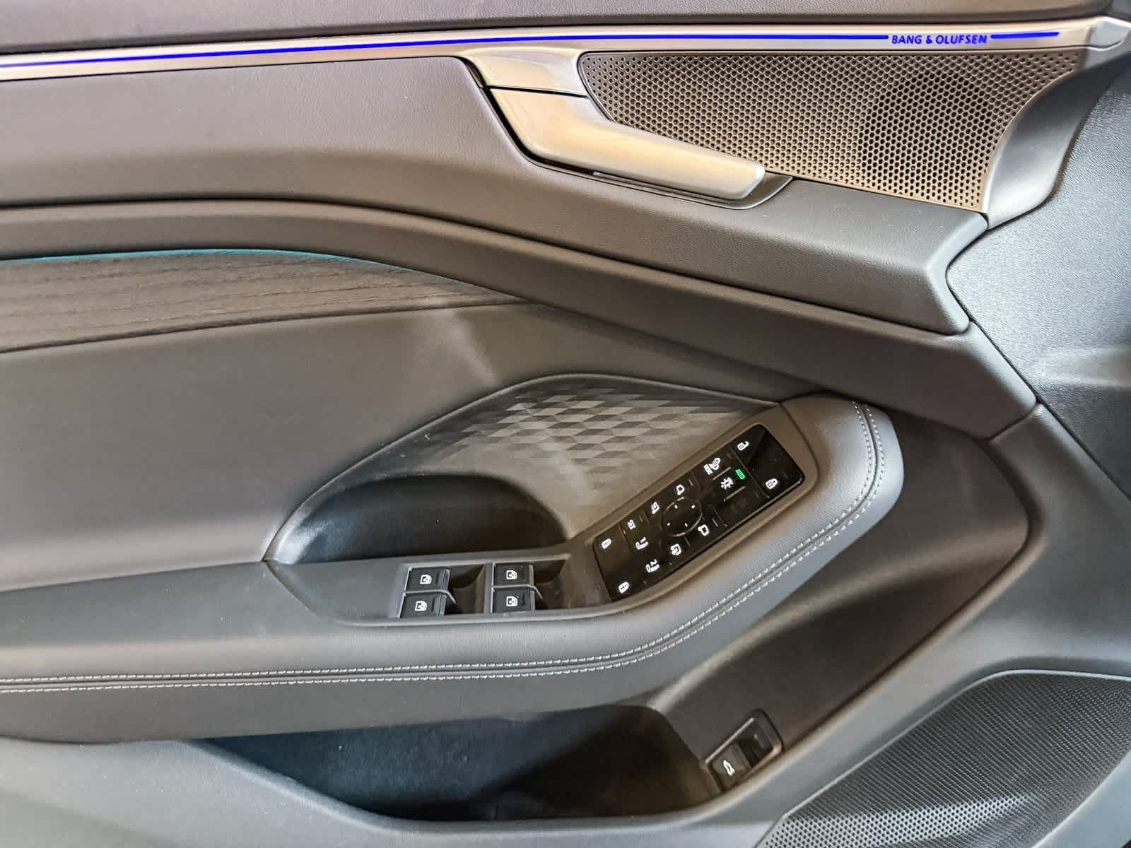 Thumbnail: 2026 Audi A6 - 22