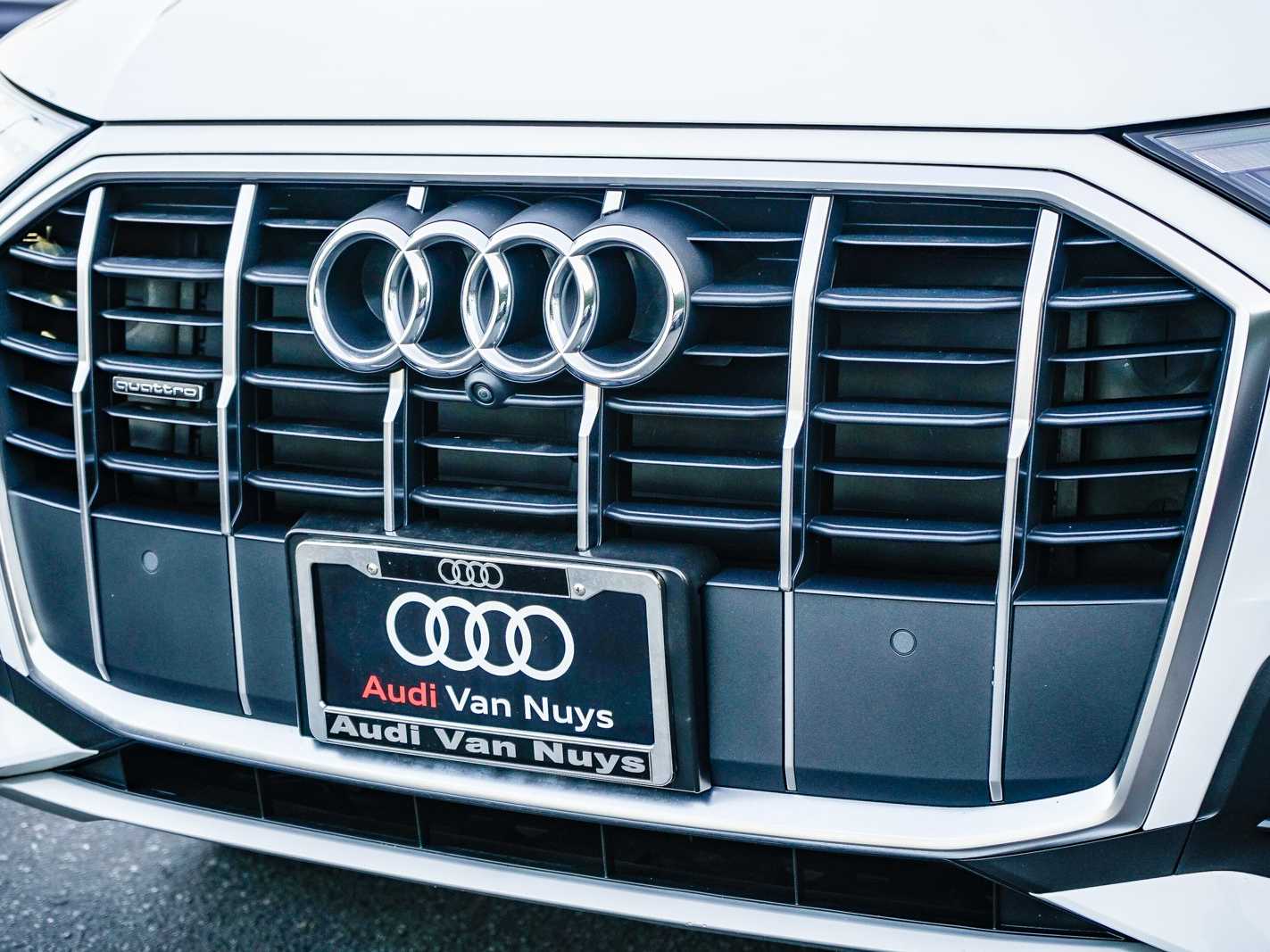 Thumbnail: 2021 Audi Q7 - 8