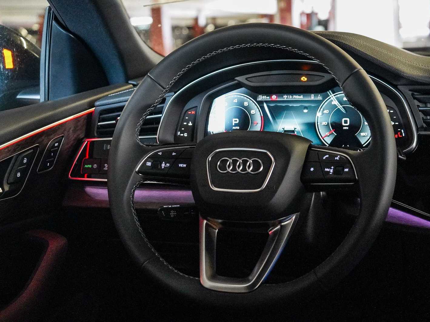 Thumbnail: 2026 Audi Q8 - 15