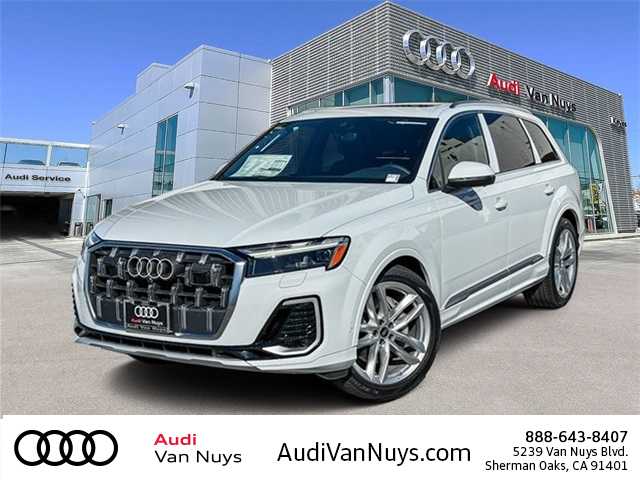 2025 Audi Q7 Premium Plus's photo