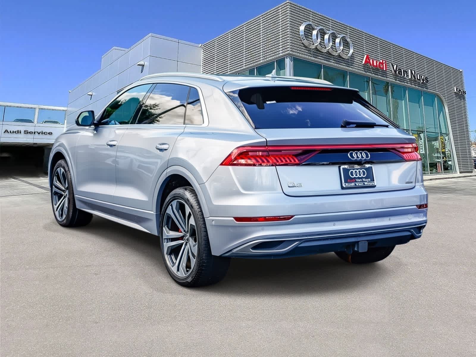 Thumbnail: 2019 Audi Q8 - 2