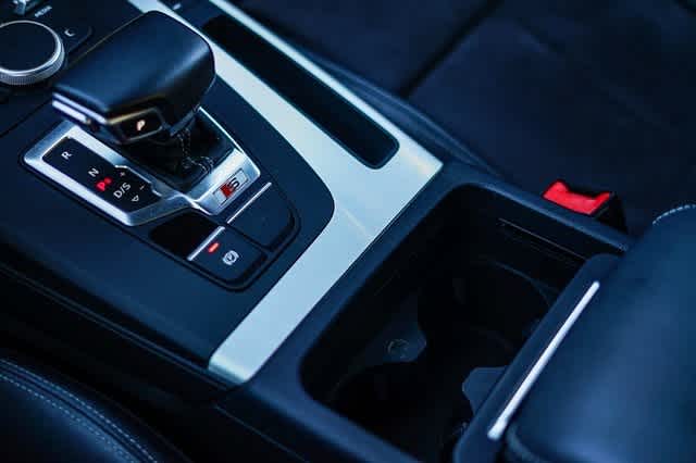 Thumbnail: 2019 Audi SQ5 - 26