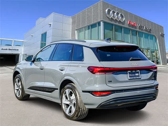 Thumbnail: 2025 Audi Q6 e-tron - 2
